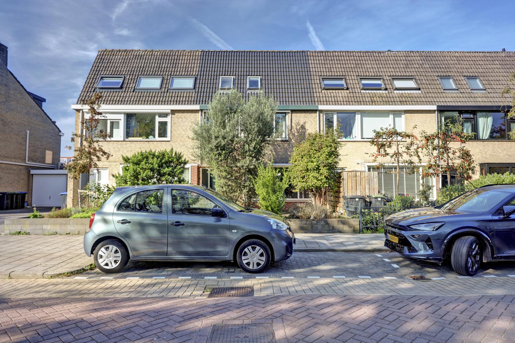 Tussenwoning te koop: Sterrenweg 31, Berkel En Rodenrijs