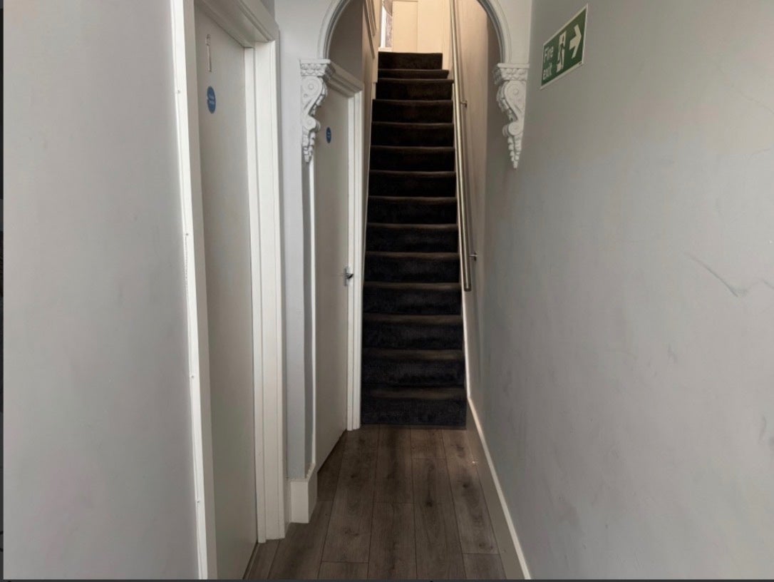 Room Clarendon Street in Dover
