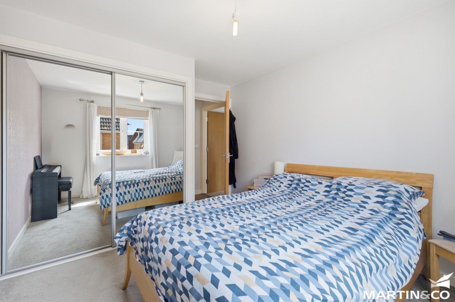 Flat Ratcliffe Gate in Chelmsford