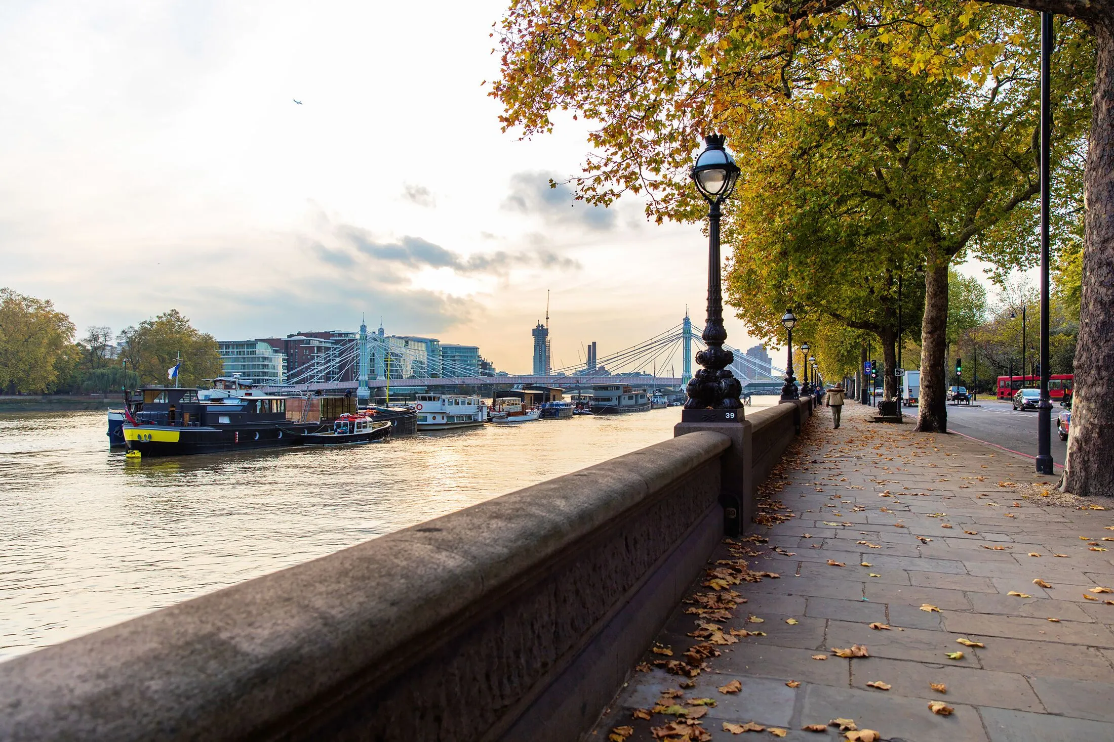 Flat Chelsea Embankment in Greater London
