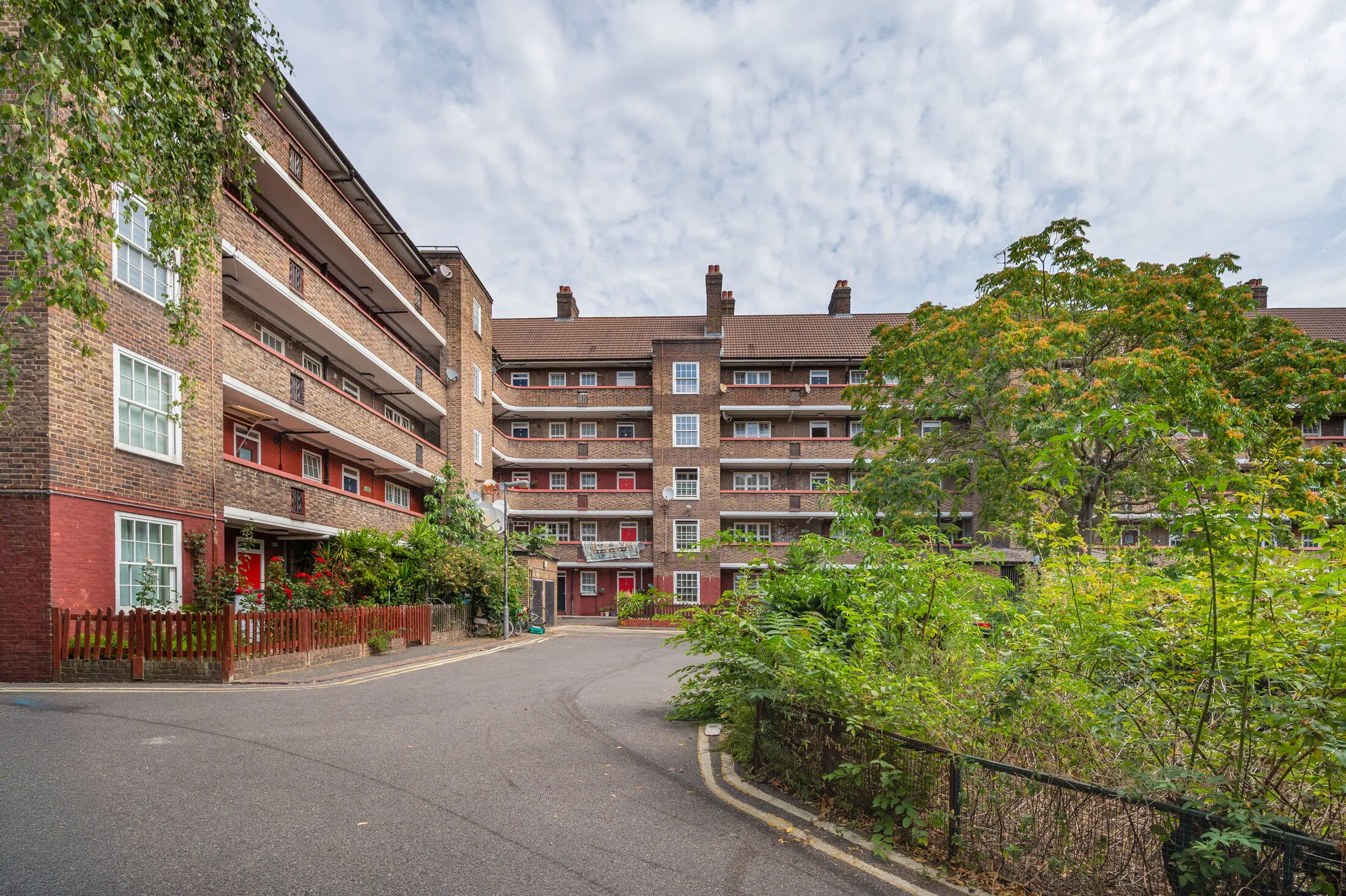 Flat Orsett Street in Greater London