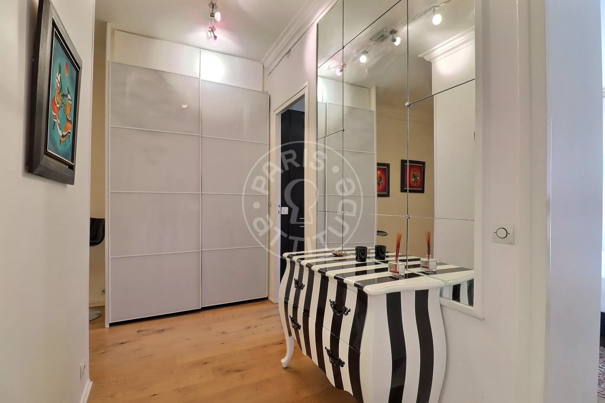 Appartement Rue Scheffer à Paris