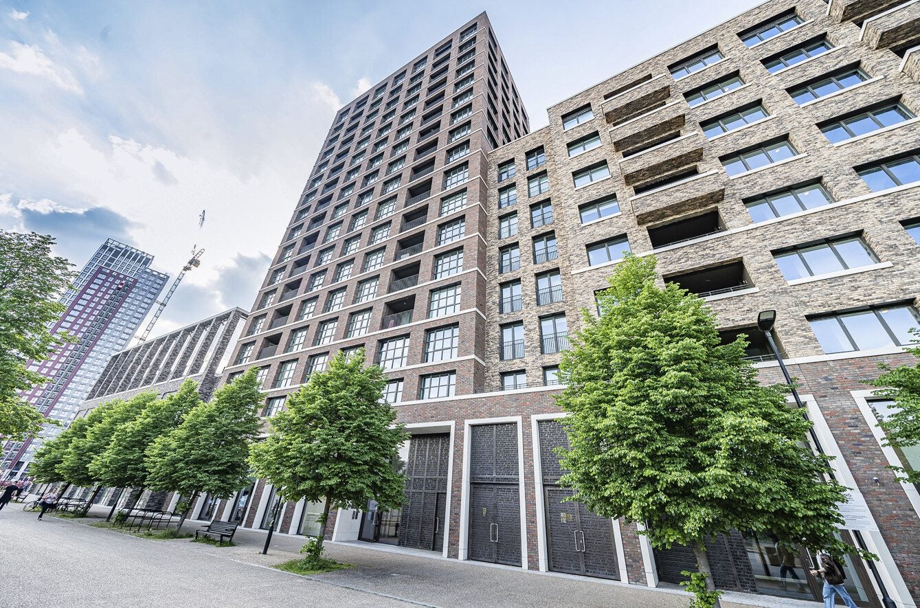 Flat Maritime Street in Greater London