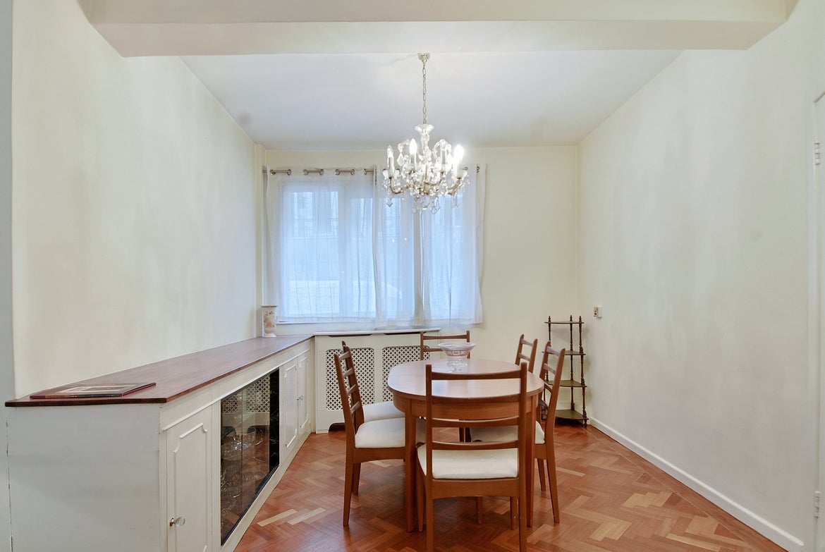 Flat Hyde Park Square in City of Westminster