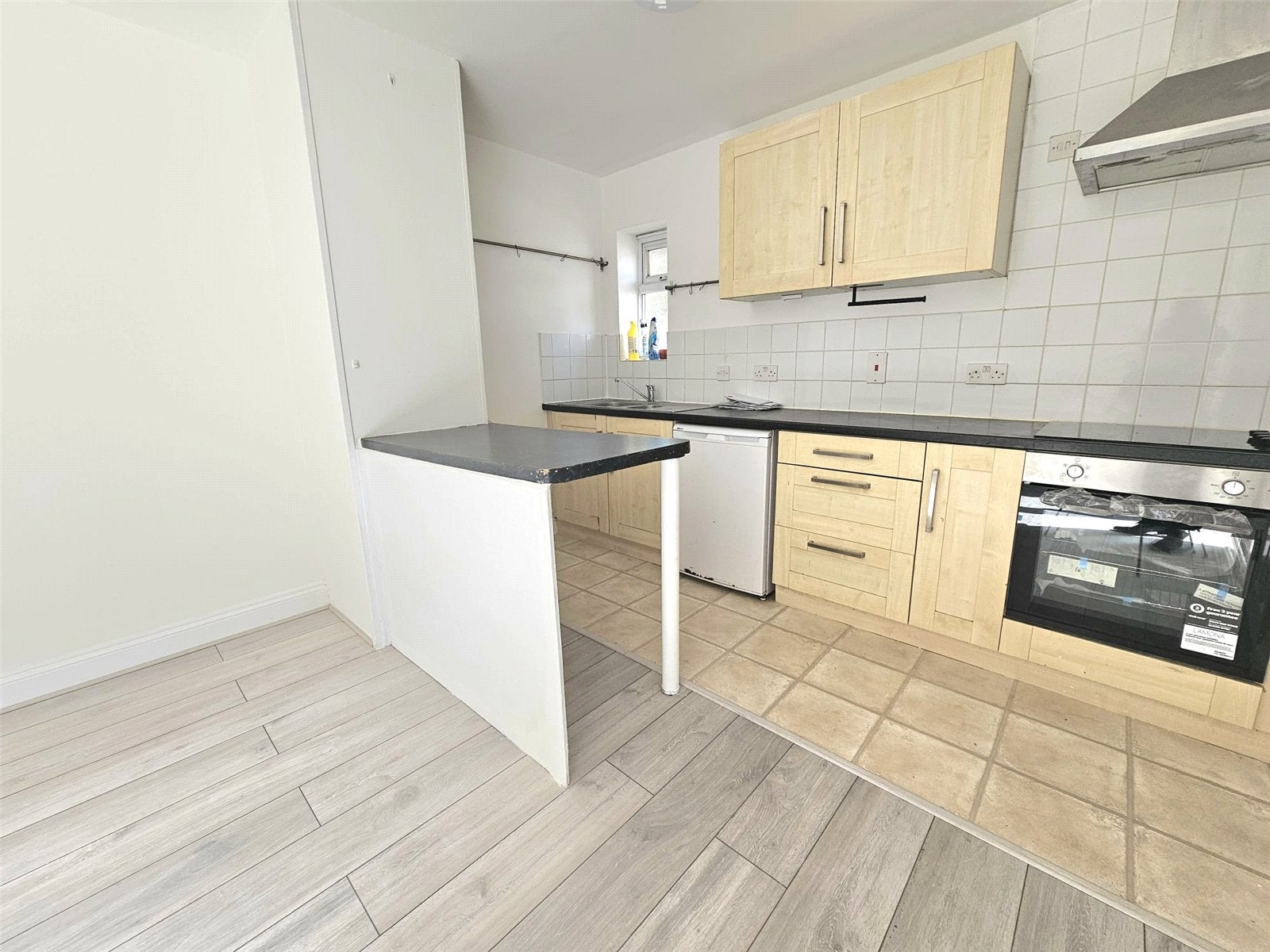 Flat Slewins Lane in Greater London