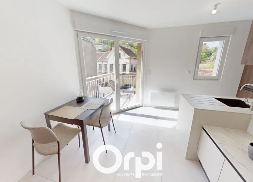 Appartement Rue Paul Langevin à Thil