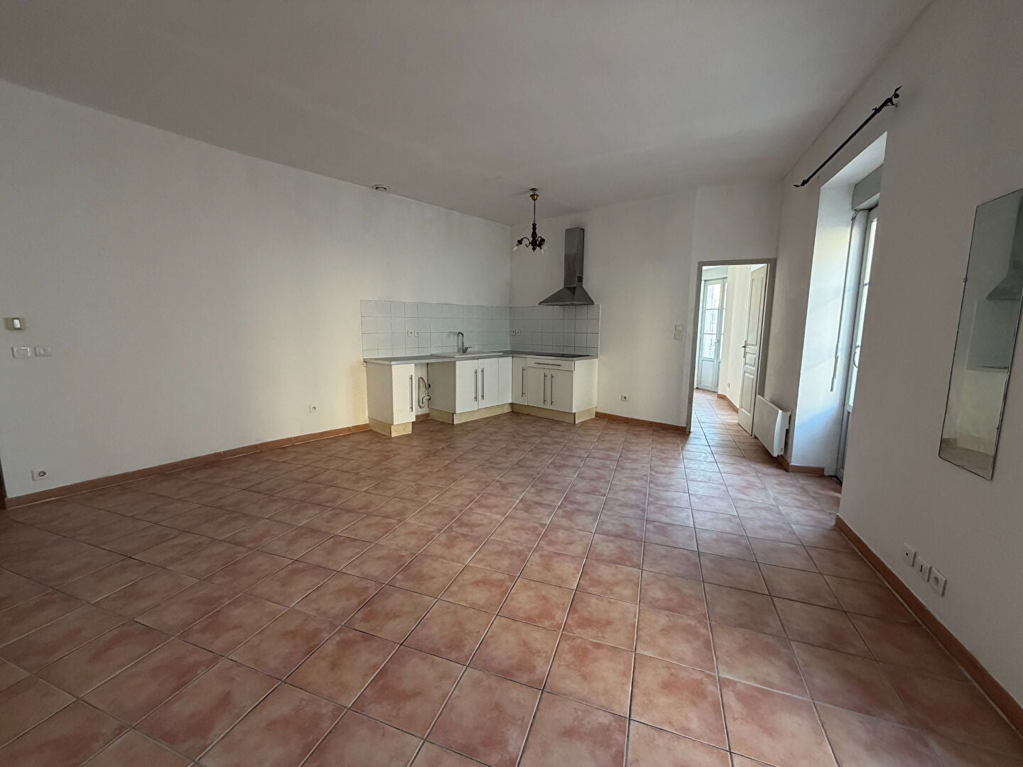 Flat Chemin du Quartier d'Espagne in Nîmes