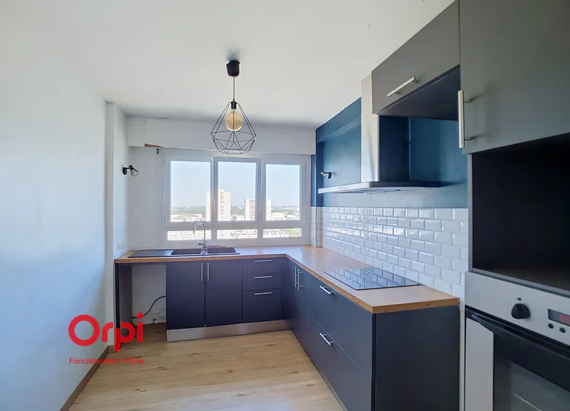 Flat Rue Yves Kartel in Nantes