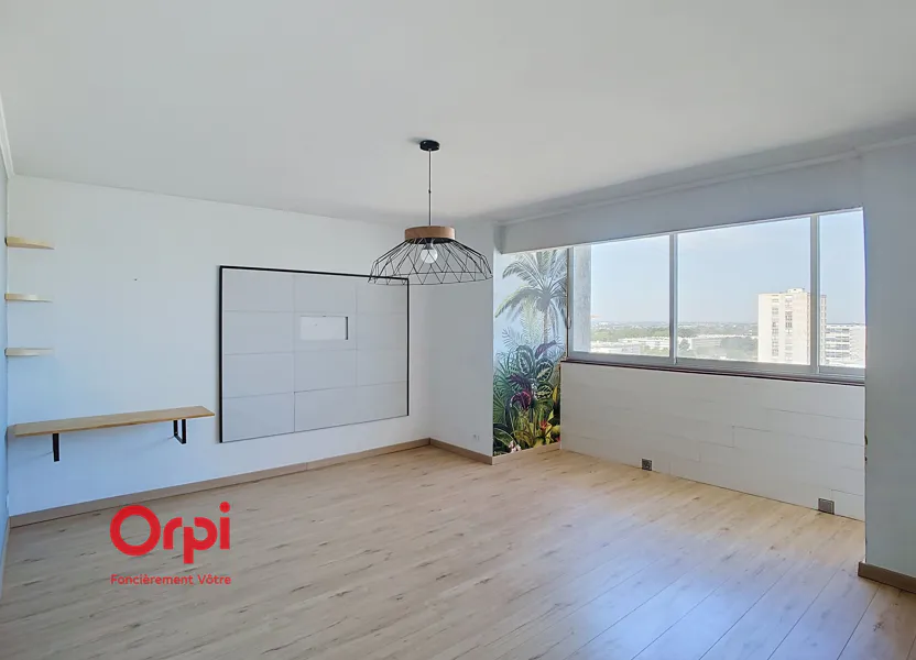Flat Rue Yves Kartel in Nantes