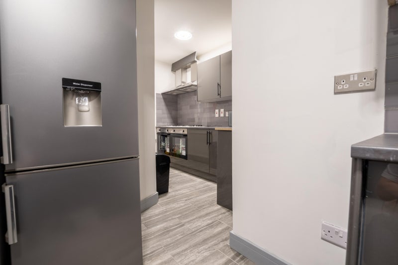 Room Sussex Road in Maidstone
