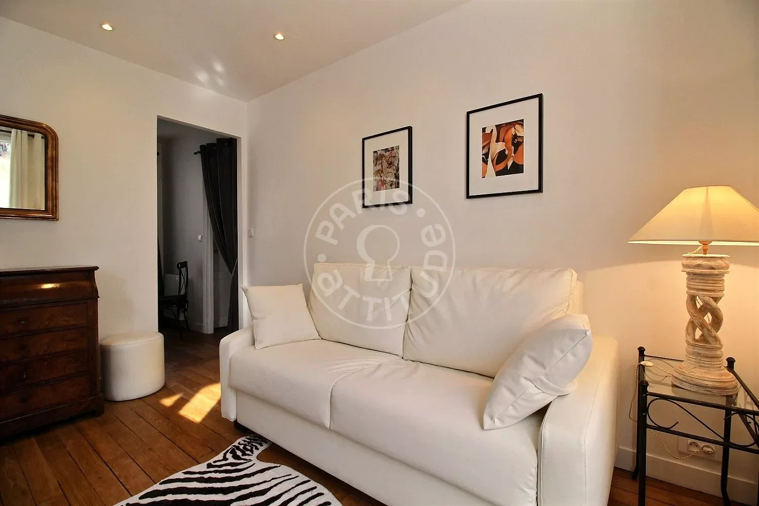 Appartement Rue des Trois Frères à Paris