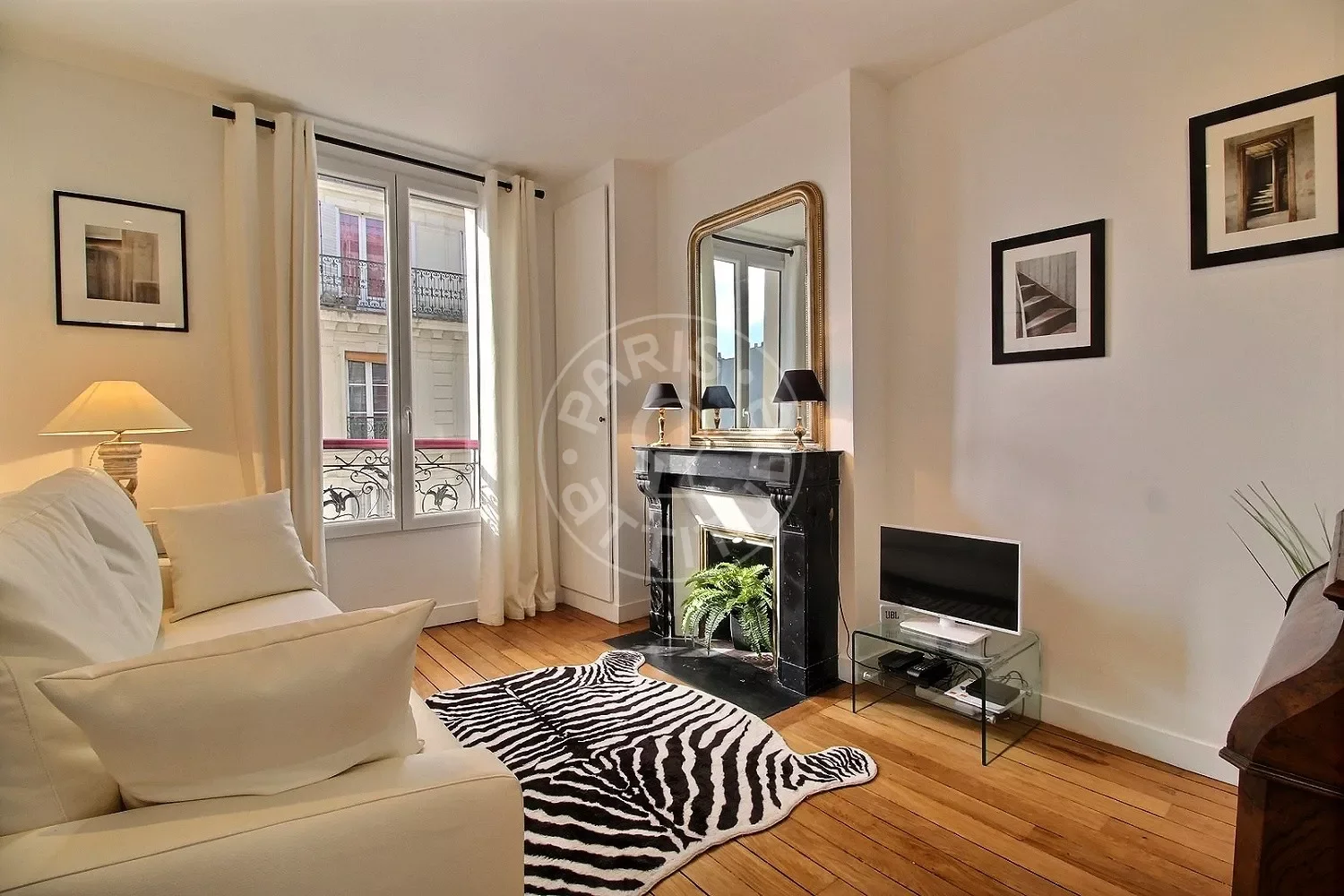 Appartement Rue des Trois Frères à Paris