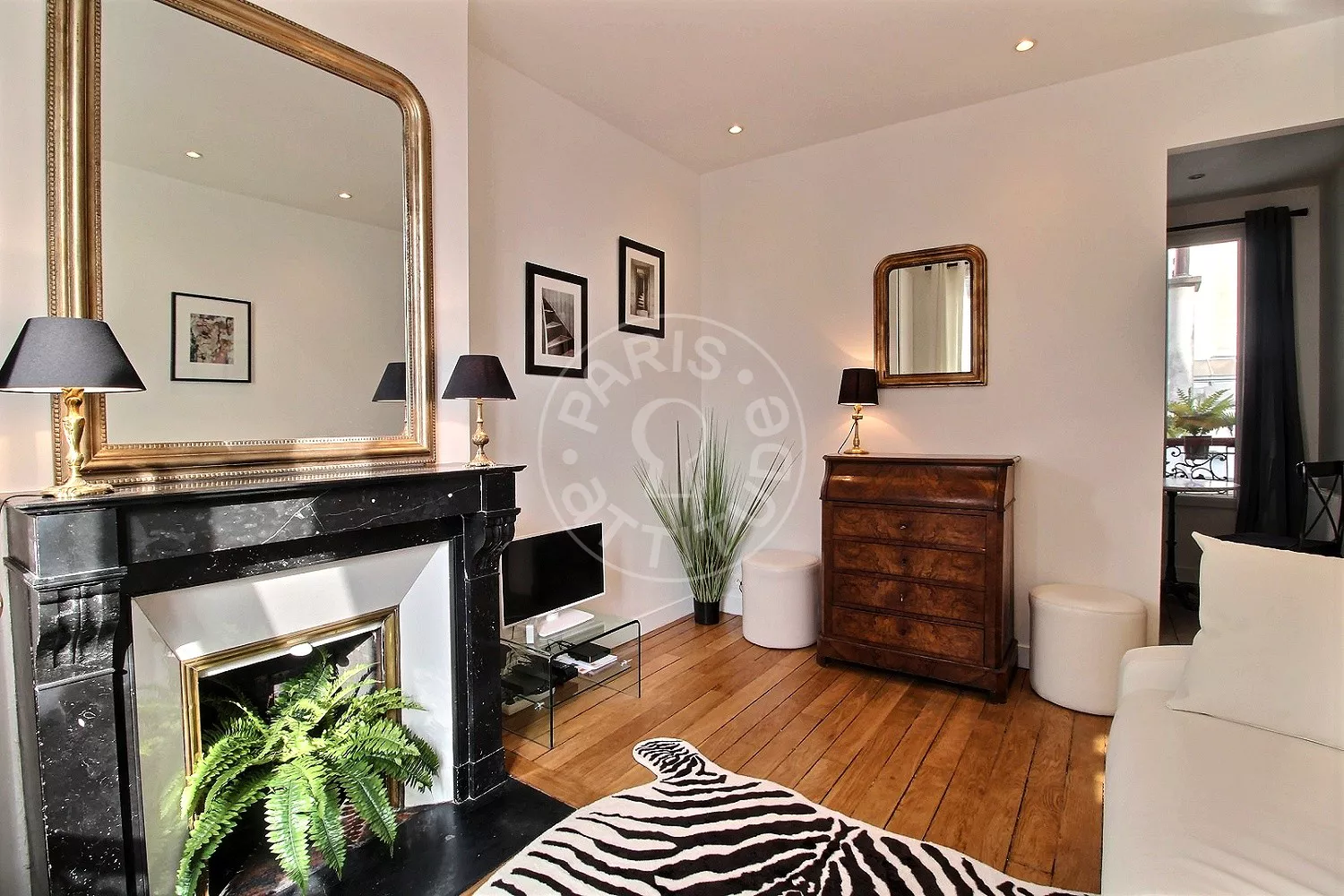 Appartement Rue des Trois Frères à Paris