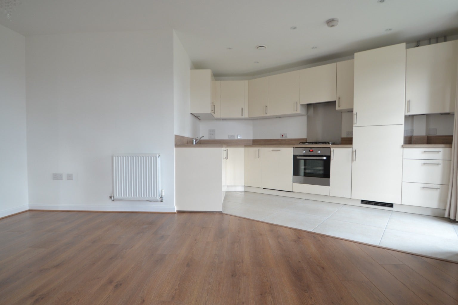 Flat Jefferson Place in Greater London