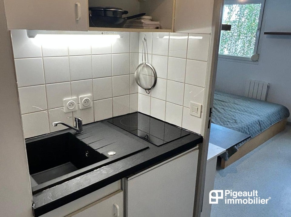 Appartement Square Pedro Flores-Cano à Rennes