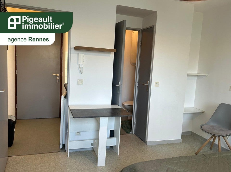 Appartement Square Pedro Flores-Cano à Rennes