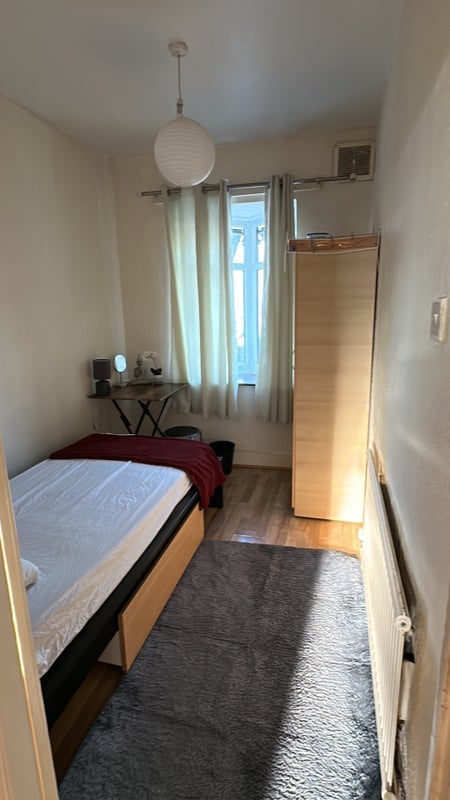 Room Willoughby Lane in Greater London