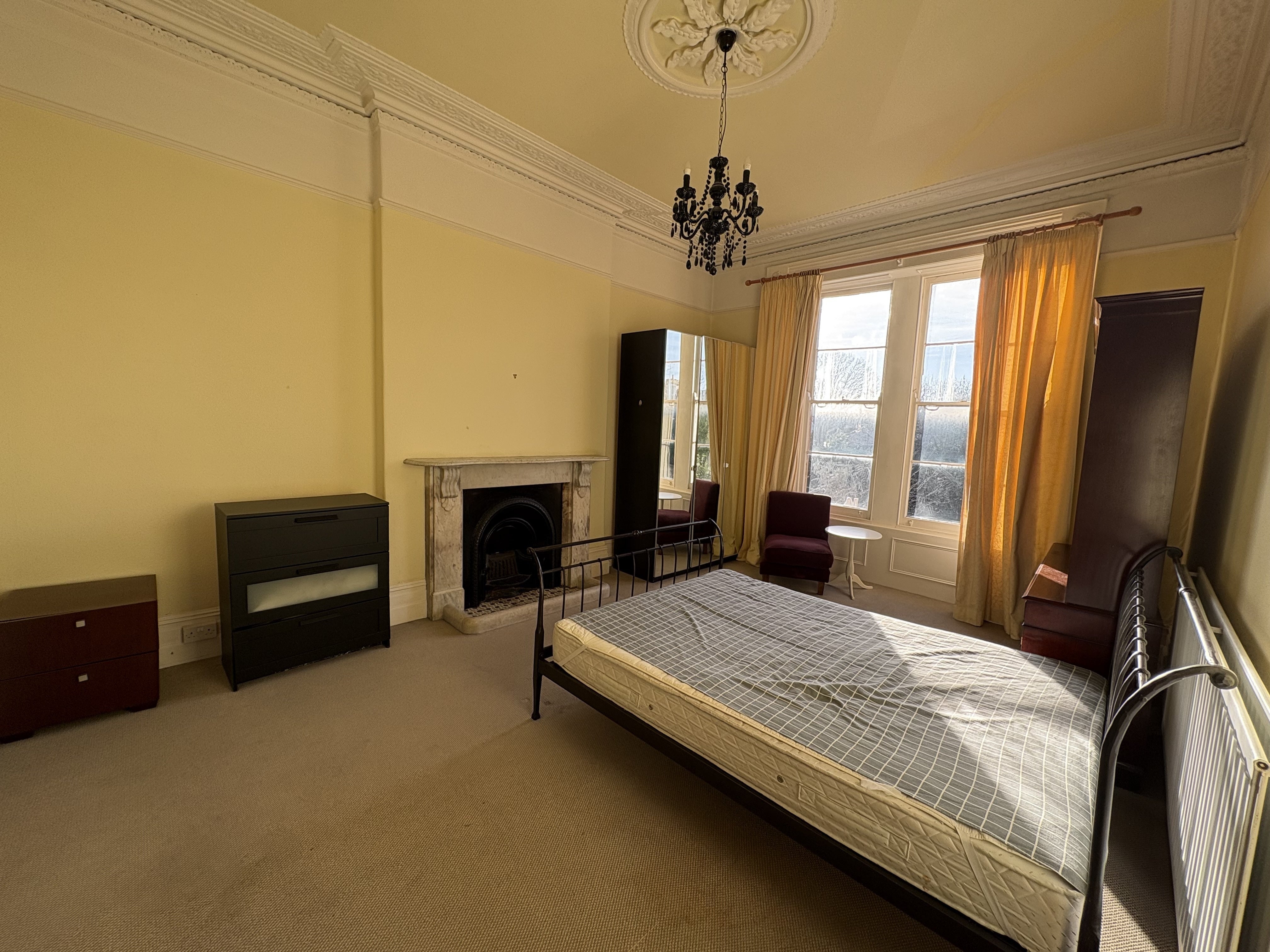 Flat Whatley Road in Bristol