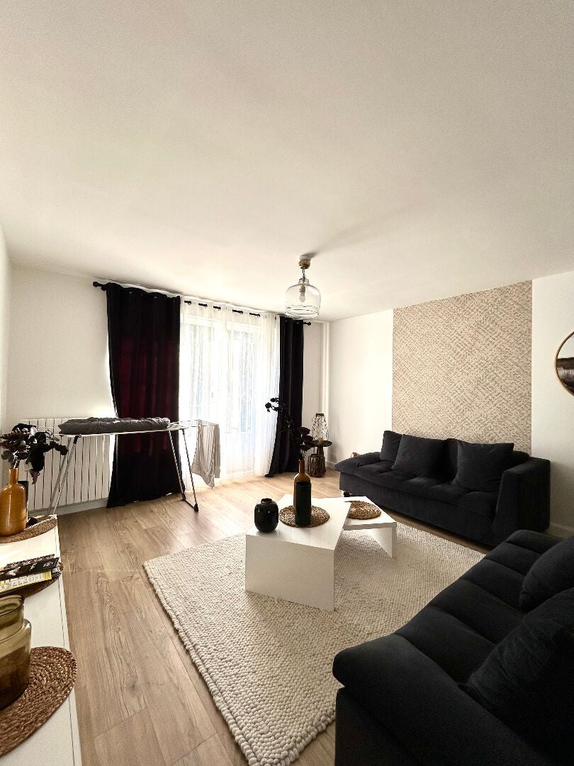 Flat Rue de la Saussaye in Massy