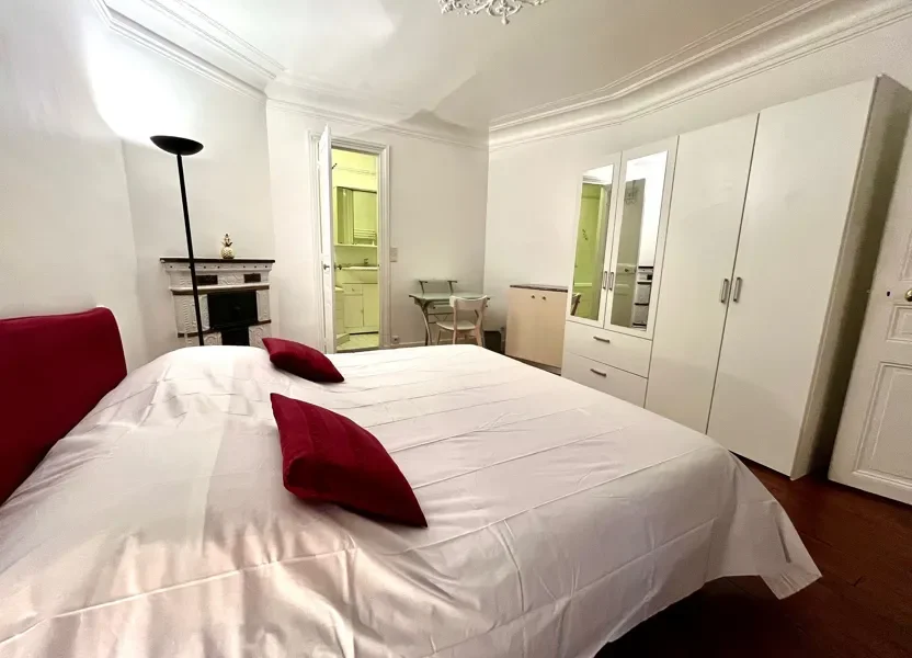 Appartement Rue Léon Cogniet à Paris