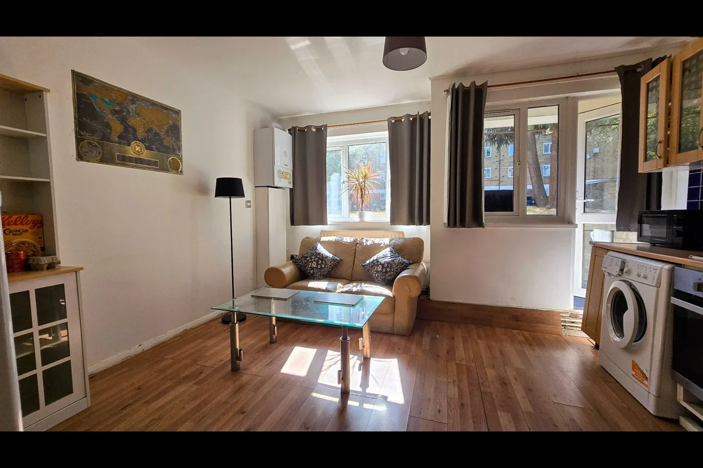 Room Tildesley Road in Greater London