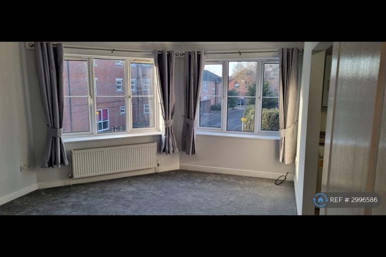Flat Rumbridge Street in Southampton