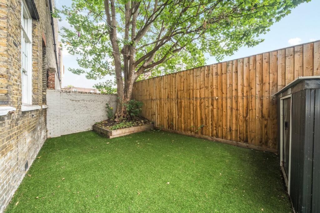 Flat Warham Street in Greater London