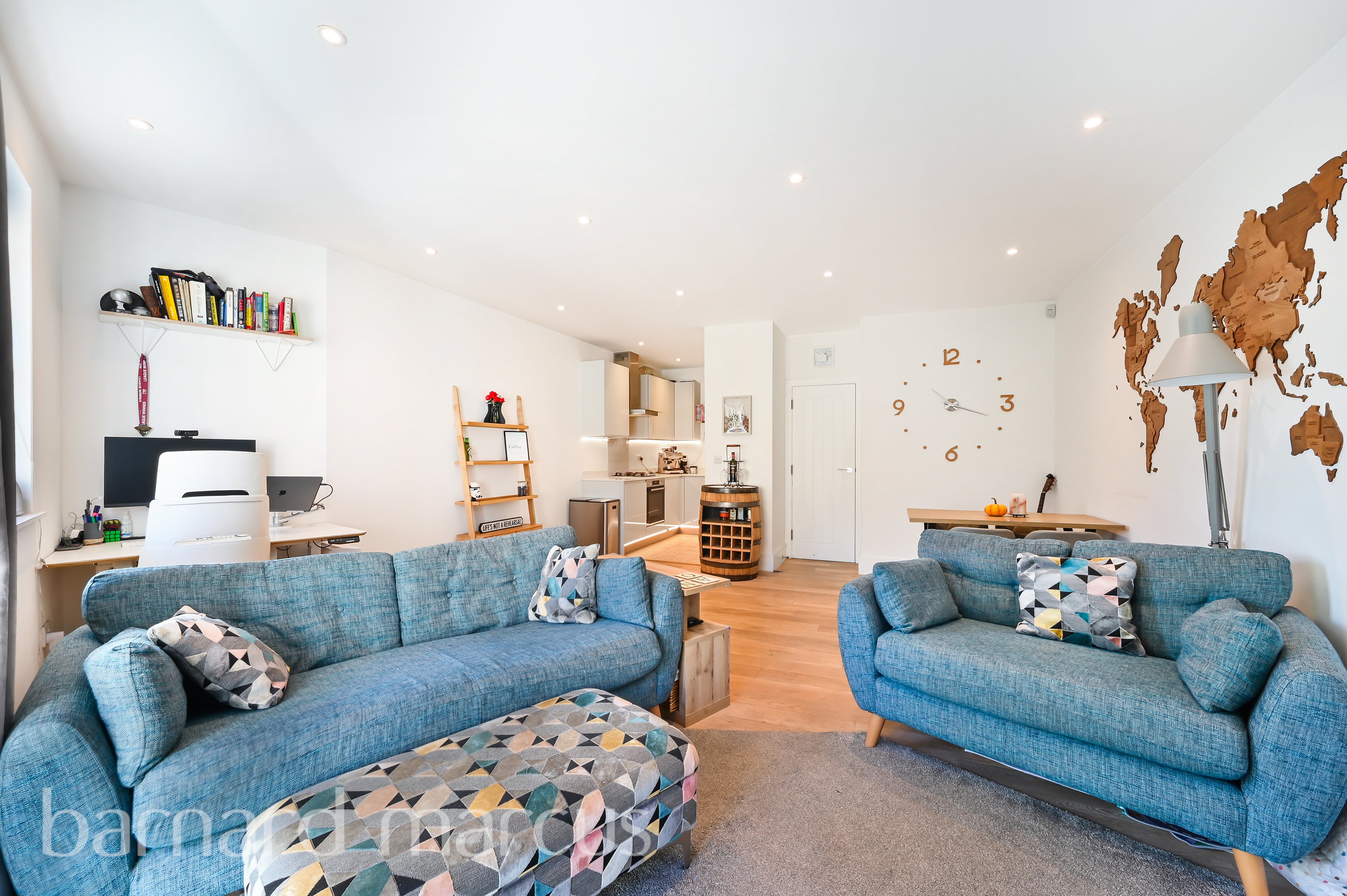 Flat Warham Street in Greater London