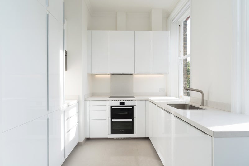 Flat Willow Road in Greater London
