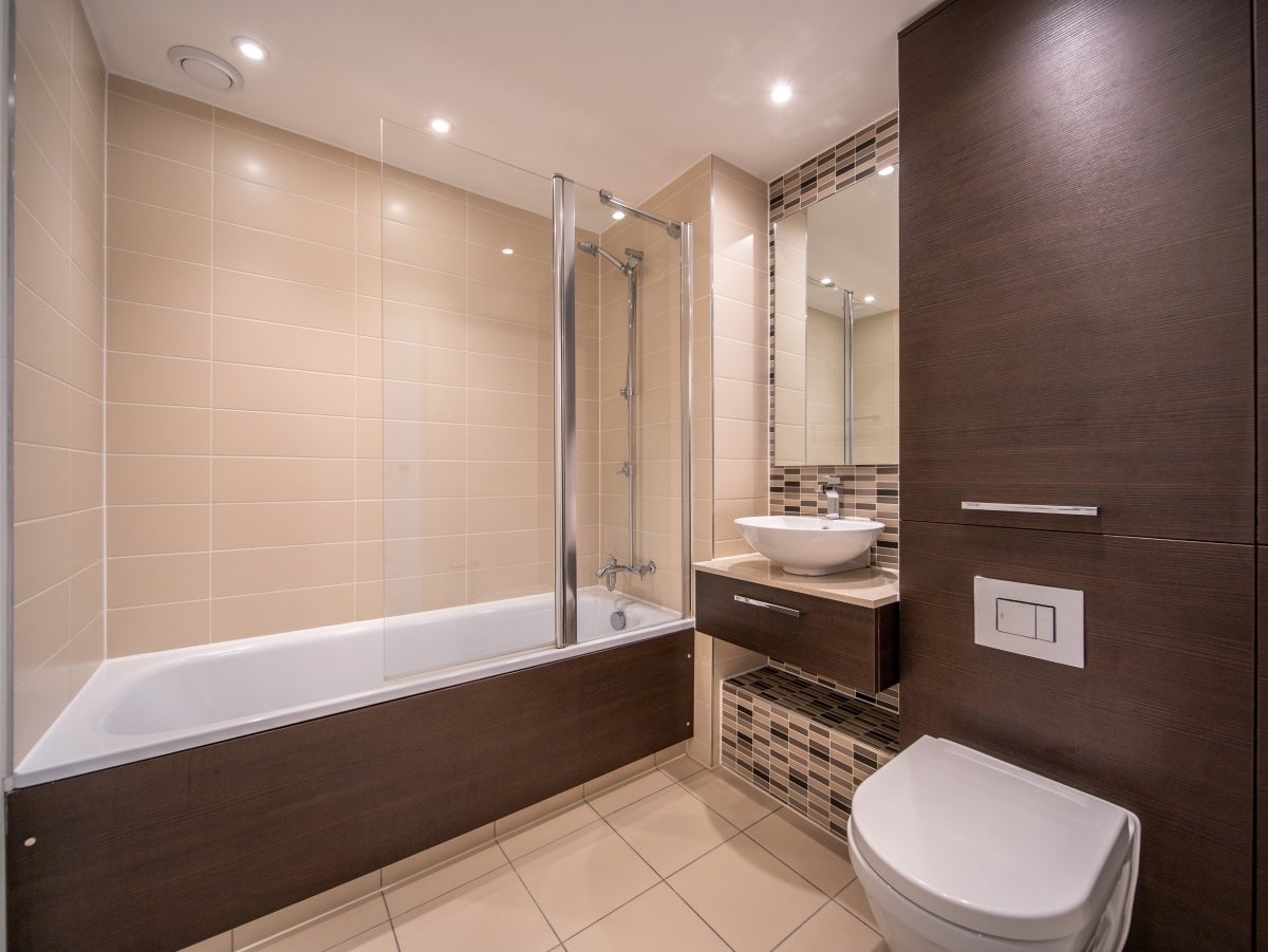 Flat Thurstan Street in Greater London