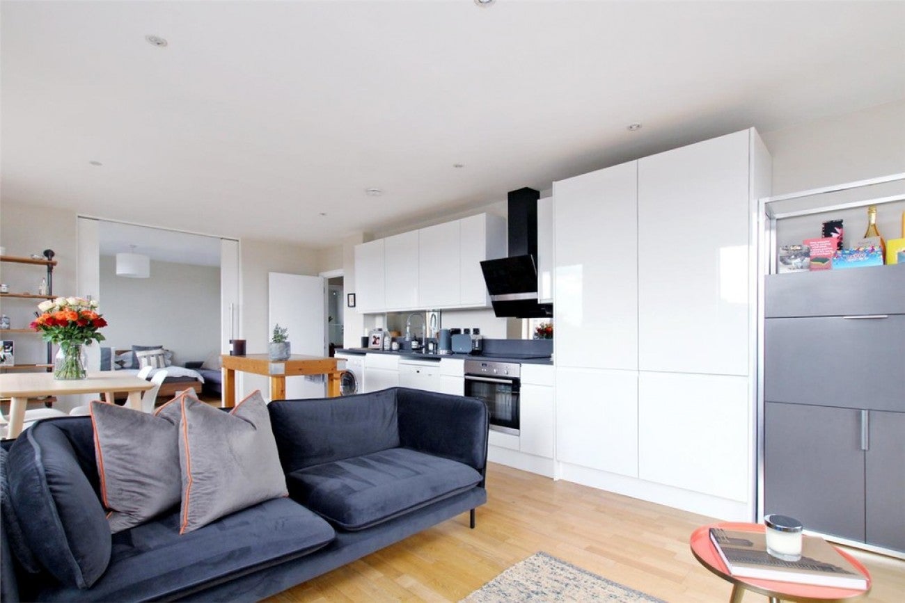 Flat Three Mill Lane in Greater London