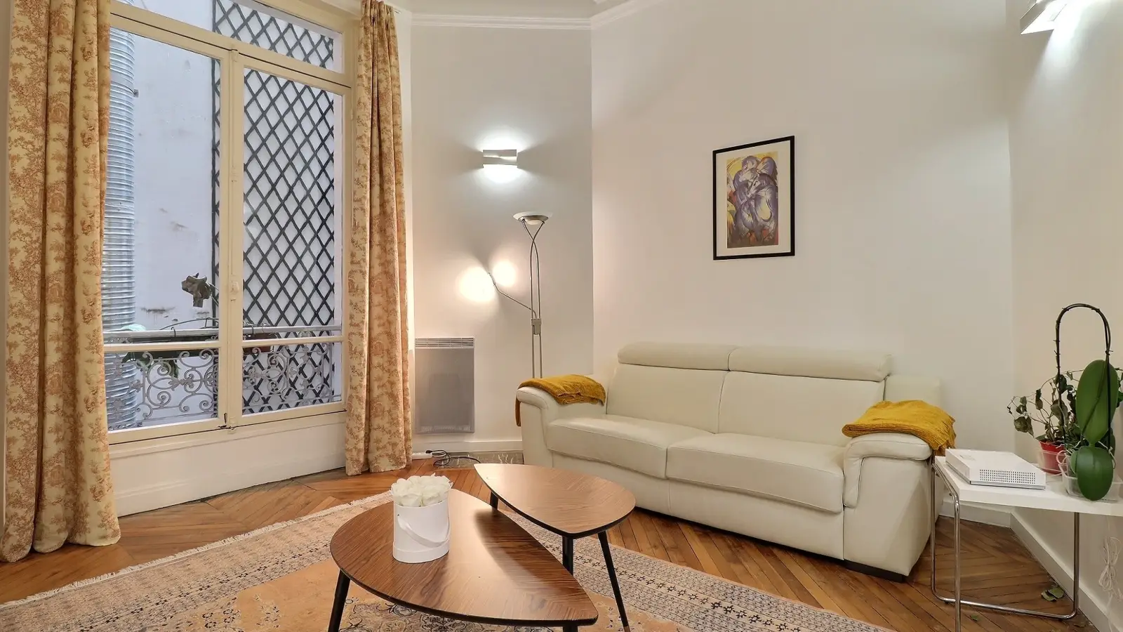 Appartement Rue Marbeuf à Paris