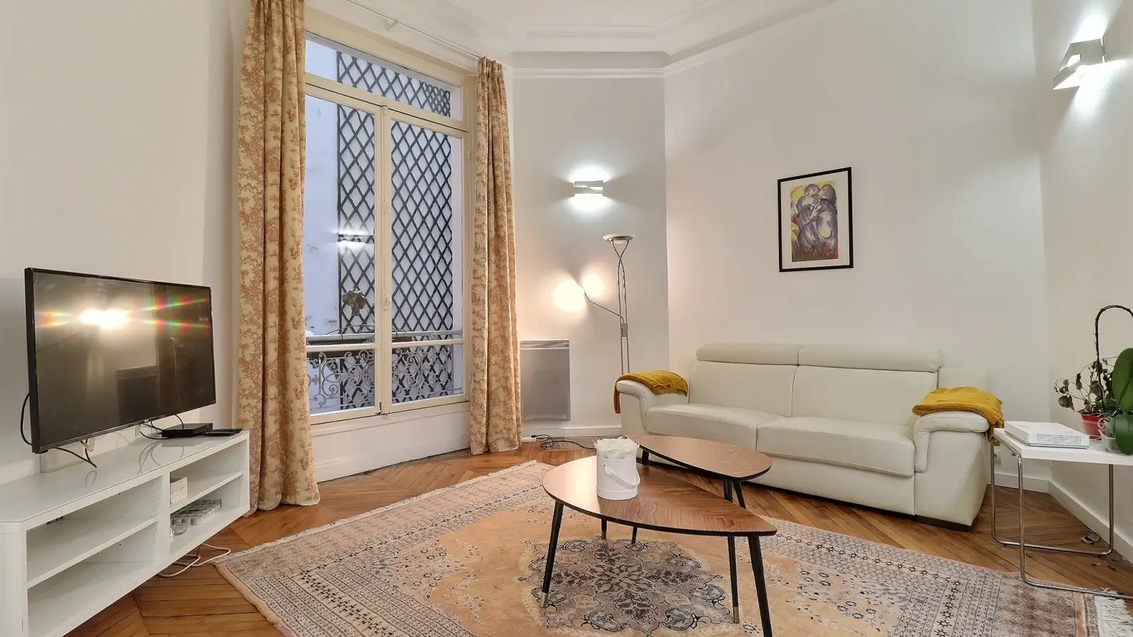 Appartement Rue Marbeuf à Paris