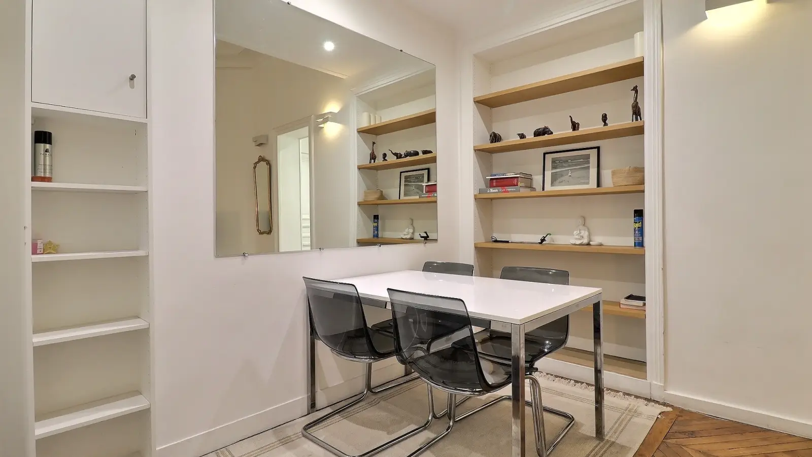 Appartement Rue Marbeuf à Paris