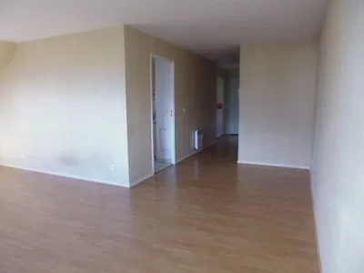 Appartement Place Antoine de Saint-Exupéry à Le Plessis-Pâté
