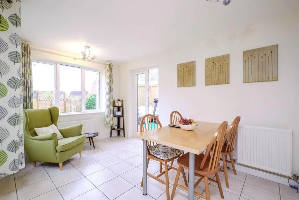 House Centurion Way in Wootton