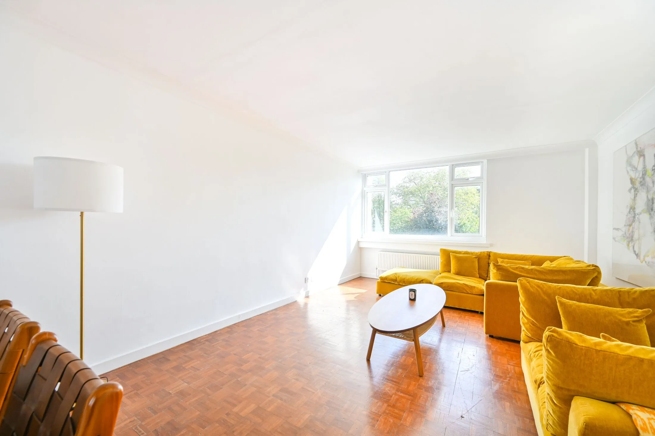 Flat Cervantes Court in City of Westminster