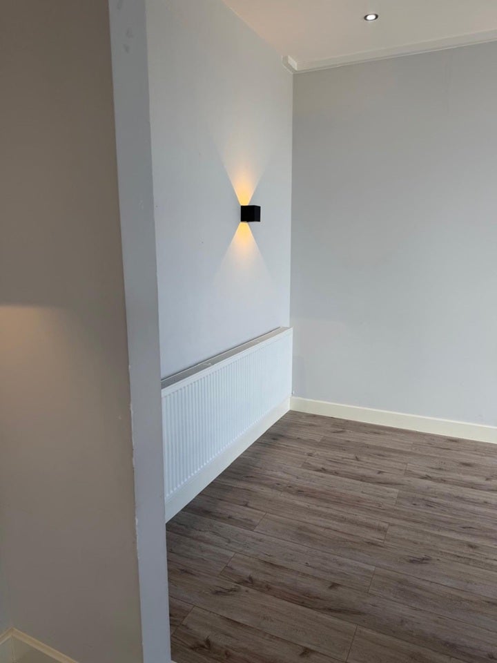 Flat Lancaster Road in Greater London