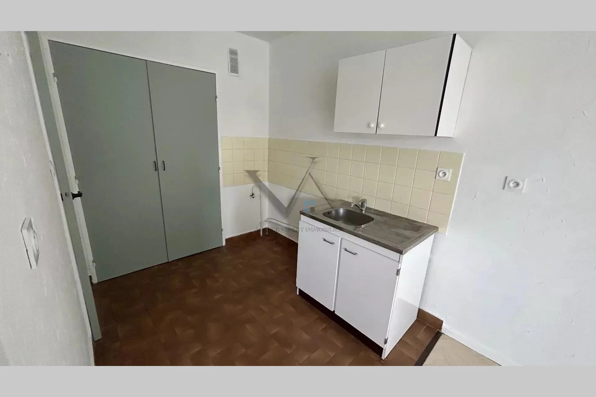 Appartement Rue du Docteur Jeune à Montélimar