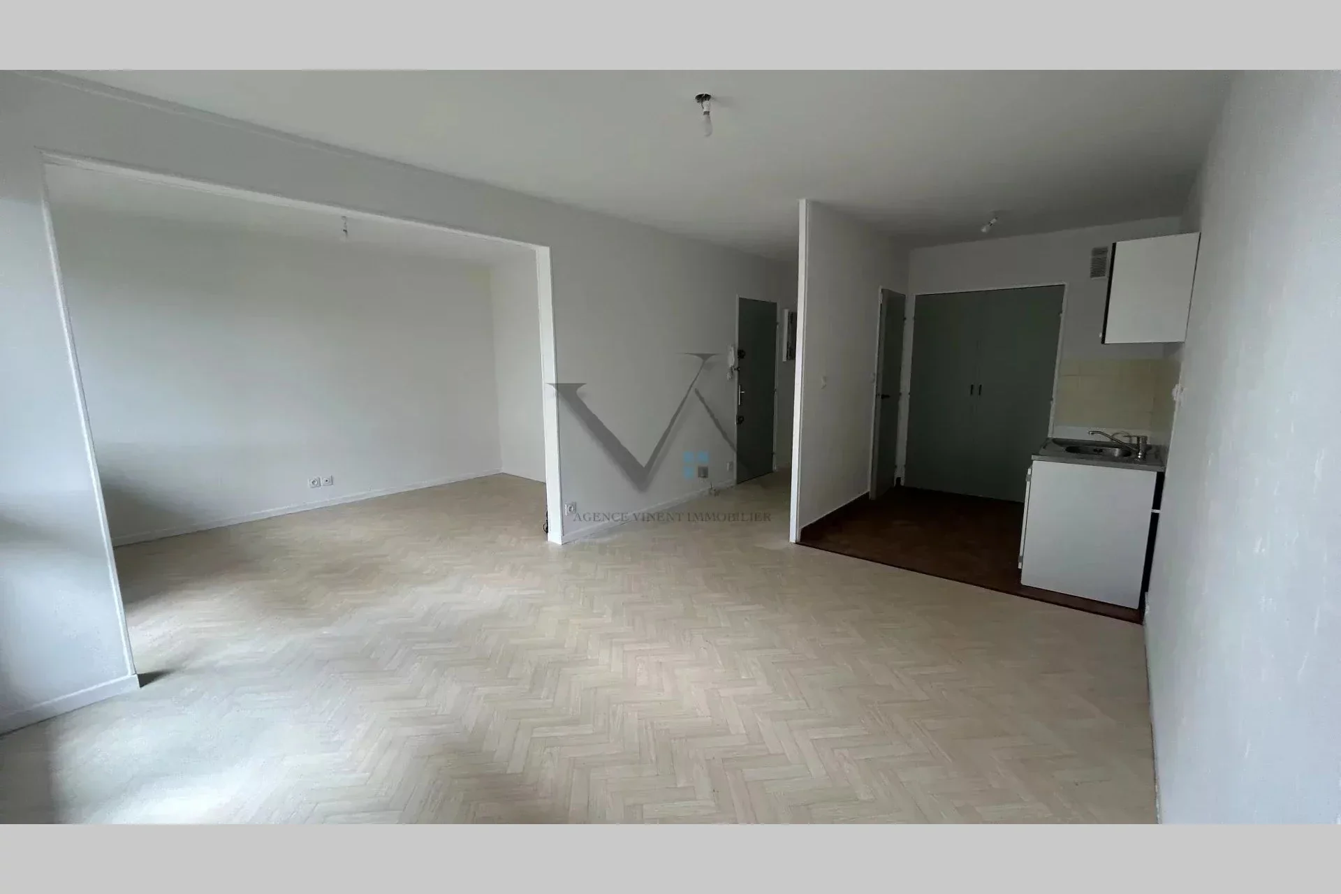 Appartement Rue du Docteur Jeune à Montélimar