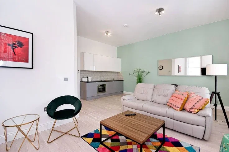 Flat Hanover Place in City of Westminster