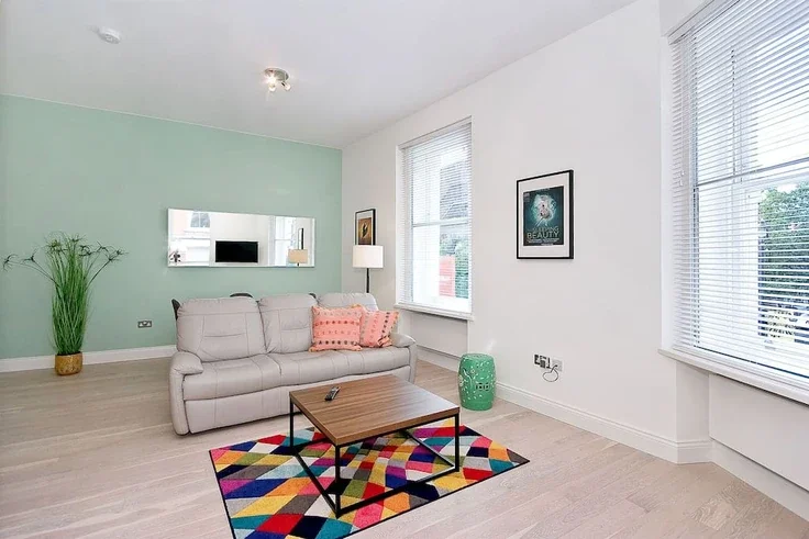 Flat Hanover Place in City of Westminster