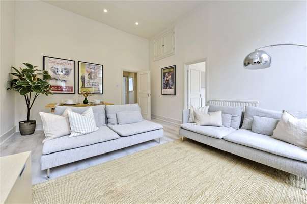 Flat Nottingham Place in City of Westminster