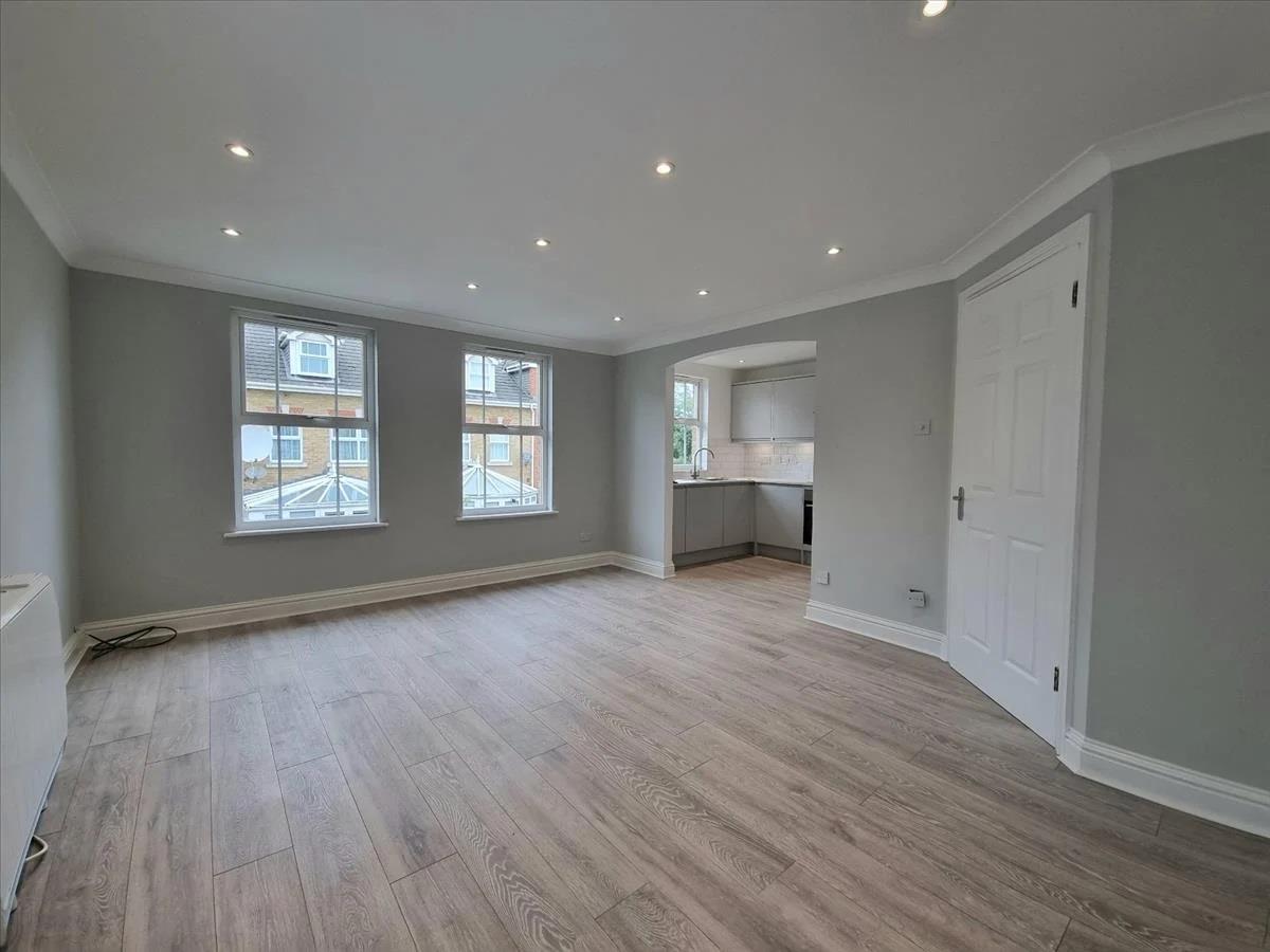 Flat Honnor Gardens in London