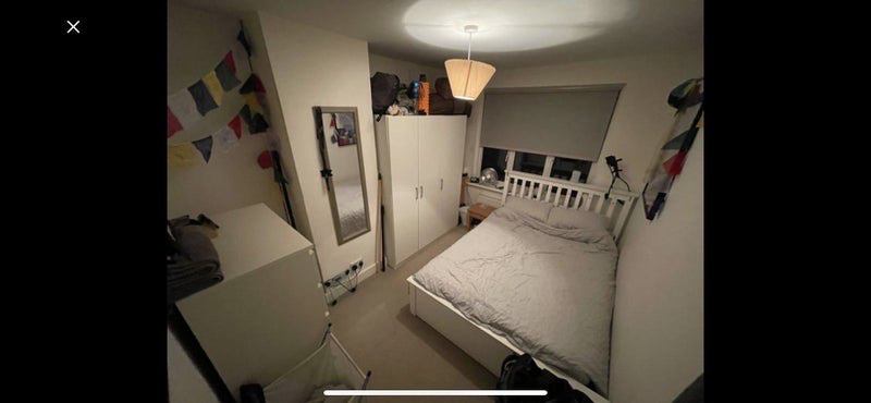 Room Grange Avenue in Bristol