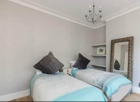 House Claxton Grove in Greater London