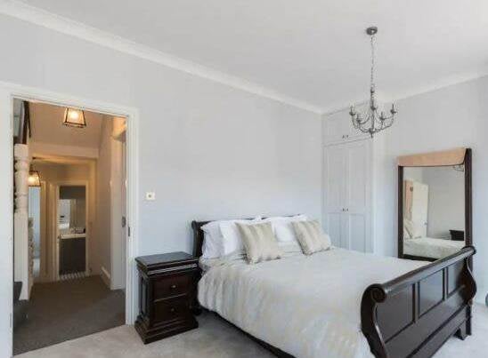 House Claxton Grove in Greater London