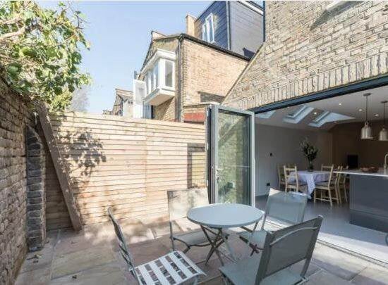 House Claxton Grove in Greater London