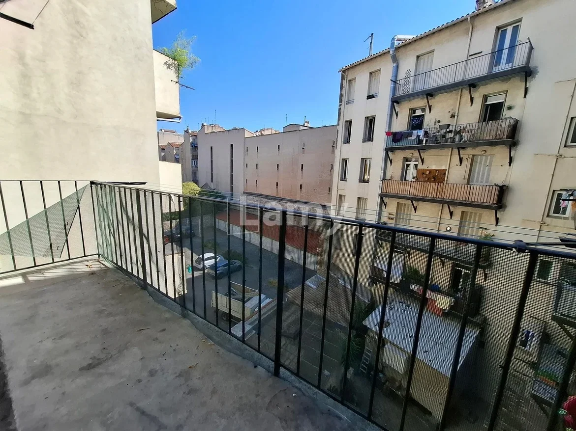Appartement Place Sébastopol à Marseille