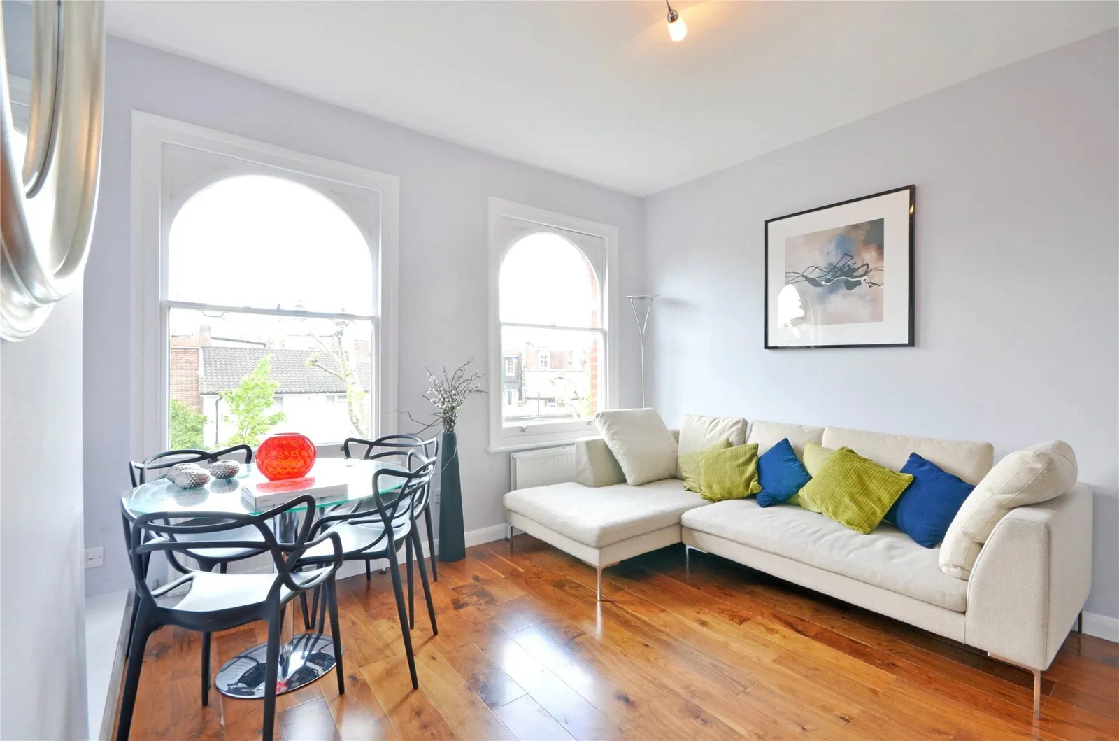 Flat Westbere Road in Greater London